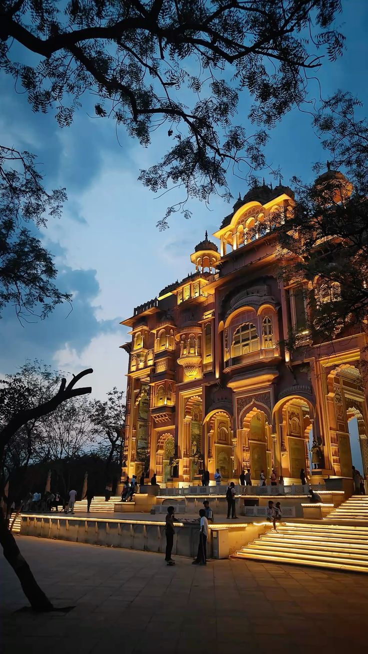 Patrika Gate